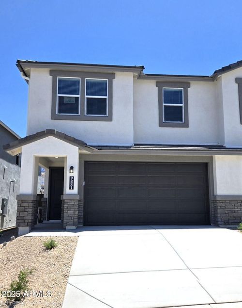 9831 S 11th Street, Phoenix, AZ, 85042 | Card Image