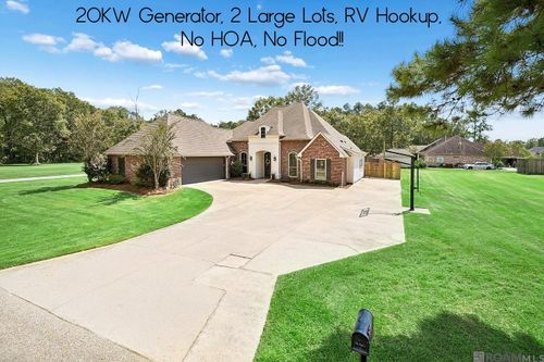 20718 Madison Ave, Livingston, LA, 70754-6310 | Card Image
