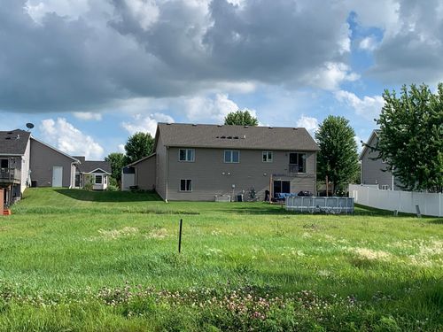 2574 Stony Creek Dr, Owatonna, MN, 55060-2558 | Card Image