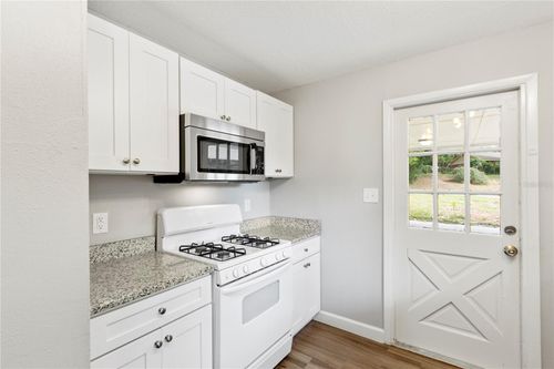 36124 E Spring Lake Blvd, FRUITLAND PARK, FL, 34731-5313 | Card Image