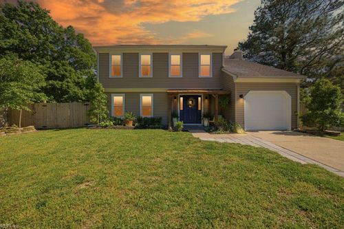 2204 Elmington Circle, Virginia Beach, VA, 23454 | Card Image