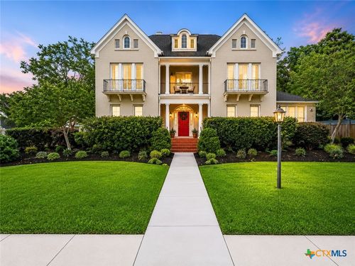 403 E Bowie St, Luling, TX, 78648-3001 | Card Image