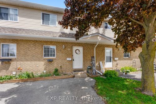 84-8141 Coventry Rd, Niagara Falls, ON, L2H2X7 | Card Image