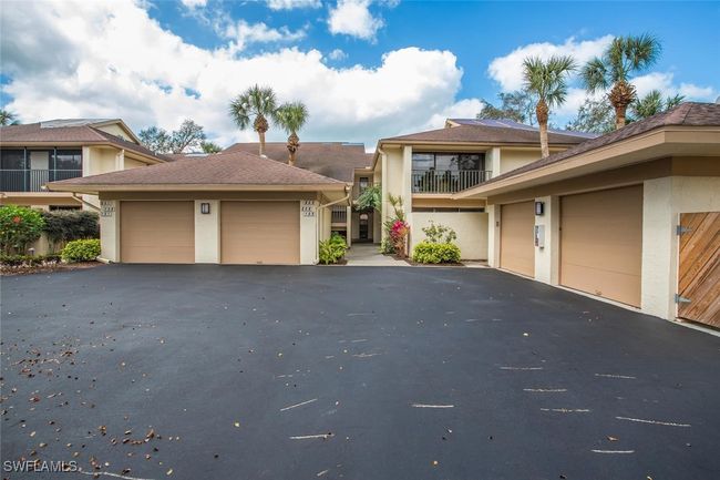 UNIT-203 - 537 Lake Louise Cir, Condo with 2 bedrooms, 2 bathrooms and null parking in NAPLES FL | Image 17