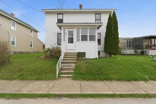 68 Beech St, Homer City, PA, 15748-1402 | Card Image