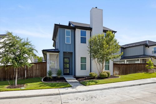 2125 Bird St, Fort Worth, TX, 76111-1324 | Card Image