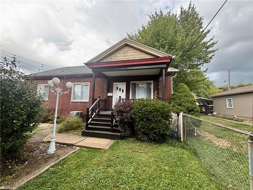 32 Linden Ave, Niles, OH, 44446-2404 | Card Image