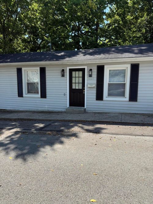 620 Locust St, Georgetown, KY, 40324-1940 | Card Image
