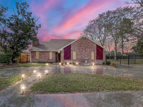 10614 Huntington Point Dr, Houston, TX, 77099-4402 | Card Image