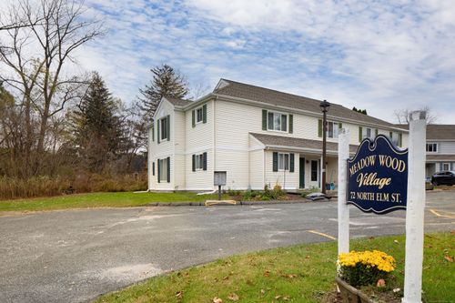 apt-2e-72 N Elm St, Canaan, CT, 06018-2162 | Card Image