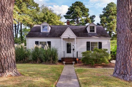 3902 Arlington Pl, Portsmouth, VA, 23707-3810 | Card Image