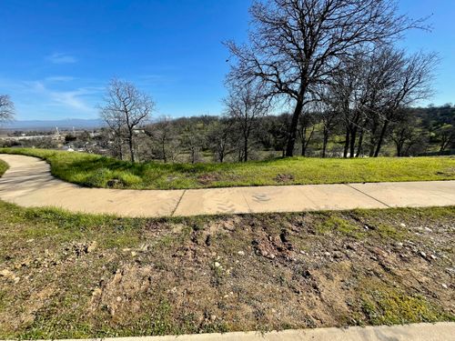 20287 Domaine Pl, Anderson, CA, 96007-5001 | Card Image