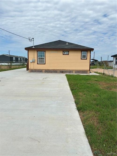 5437 CHESNEE Chesnee Ave, Edinburg, TX, 78542-7348 | Card Image