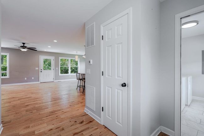 266 Locustdale Loop, House other with 6 bedrooms, 3 bathrooms and null parking in SHENANDOAH VA | Image 6
