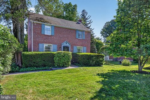 212 Idlewild Ln, Media, PA, 19063-4006 | Card Image