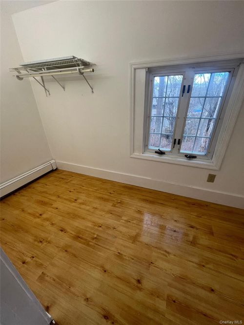 3-333 Girard Street, Esopus, NY, 12429 | Card Image