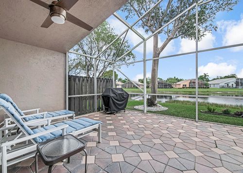 8075 Duomo Cir, Boynton Beach, FL, 33472-7135 | Card Image