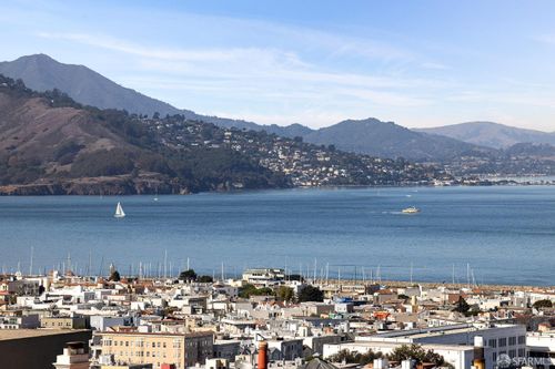 3b-2100 Pacific Ave, San Francisco, CA, 94115-1546 | Card Image