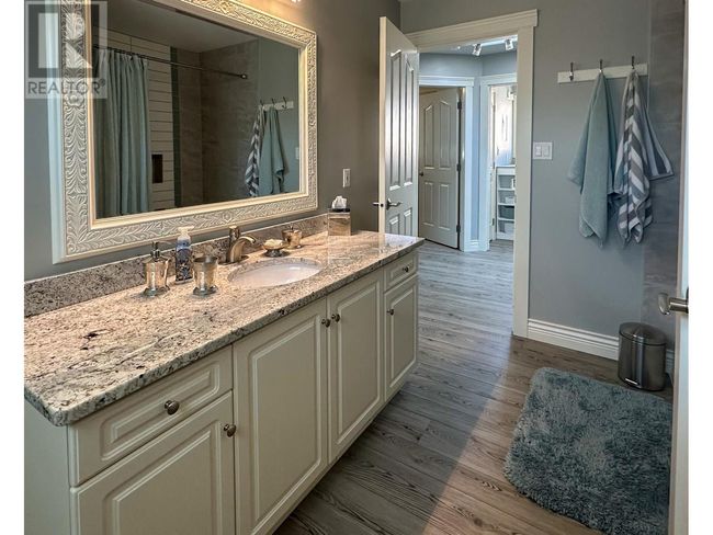 611 Gertrude St, House other with 3 bedrooms, 2 bathrooms and 4 parking in Midway BC | Image 17
