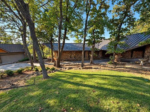 4004 76th St, Tulsa, OK, 74136-8021 | Card Image