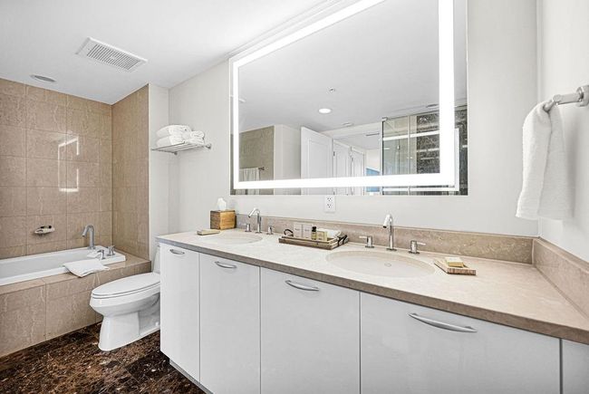 1013 - 505 N Fort Lauderdale Beach Blvd, Condo with 1 bedrooms, 2 bathrooms and null parking in Fort Lauderdale FL | Image 25