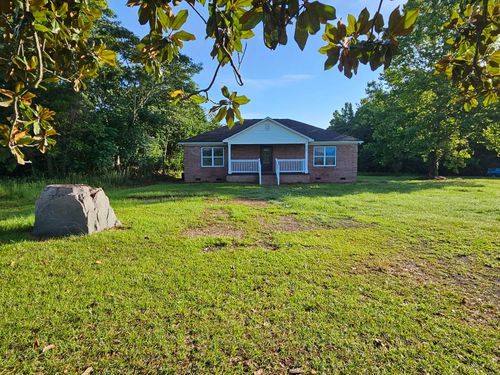 1158 Dewitt St, Manning, SC, 29102-9410 | Card Image