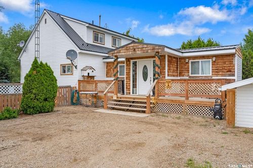 {{alt}} | Card Image