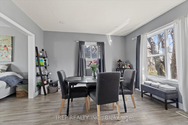 394 Crawford Ave, House other with 3 bedrooms, 1 bathrooms and 1 parking in Windsor ON | Image 8