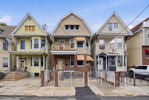 2-18 Boyd Ave, Jersey City, NJ, 07304-1406 | Card Image