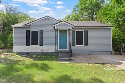 3921 Hay Avenue, House other with 3 bedrooms, 1 bathrooms and null parking in Waco TX | Image 2