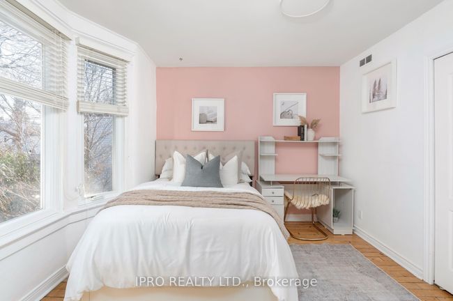 85 Strathcona Ave, House attached with 3 bedrooms, 2 bathrooms and 2 parking in Toronto ON | Image 25