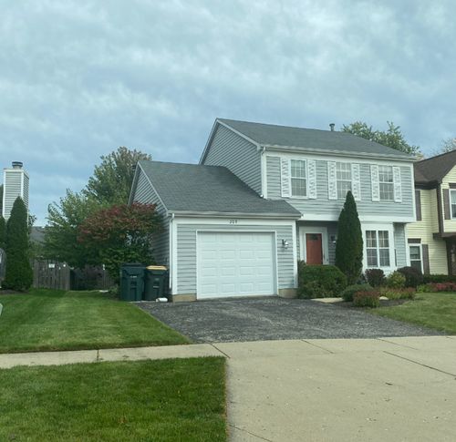 209 Southport Rd, Mundelein, IL, 60060-4535 | Card Image