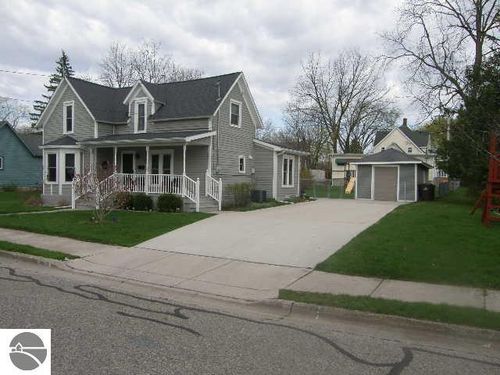 714 2nd Ave, Alma, MI, 48801-1113 | Card Image