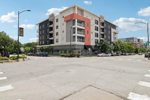 213-800 New Hampshire St, Lawrence, KS, 66044-2793 | Card Image