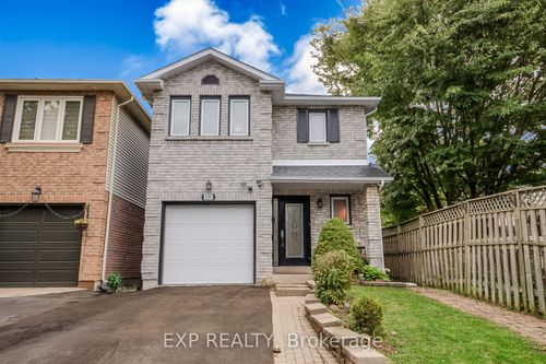139 Adele Cres, Oshawa, ON, L1J7X7 | Card Image