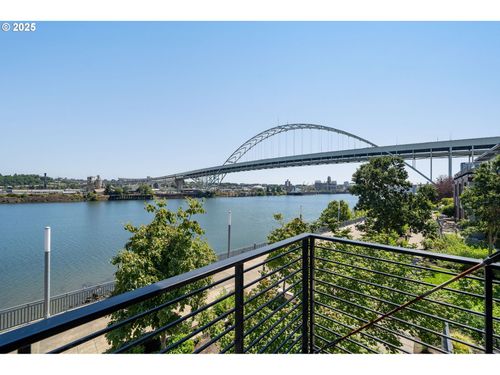 1658 Nw Riverscape St, Portland, OR, 97209-1834 | Card Image
