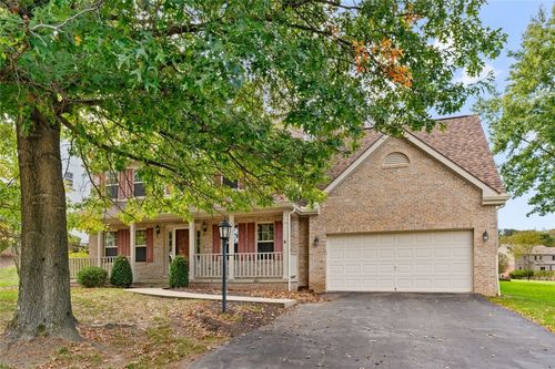 907 Northridge Dr, Seven Fields, PA, 16046-4207 | Card Image