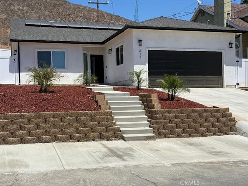 617 Acacia St, Lake Elsinore, CA, 92530-4213 | Card Image