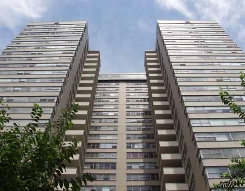 11n-6301 Sheridan Rd, Chicago, IL, 60660-1776 | Card Image