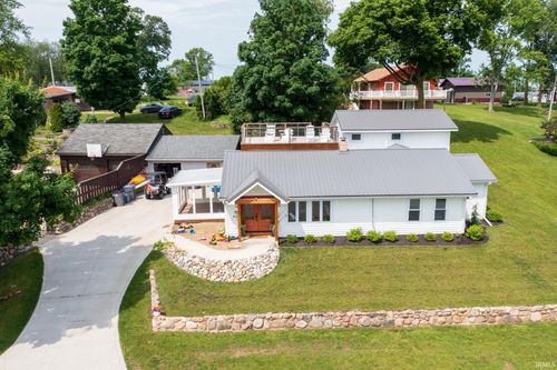 9061 E Hatchery Rd, Syracuse, IN, 46567-7544 | Card Image