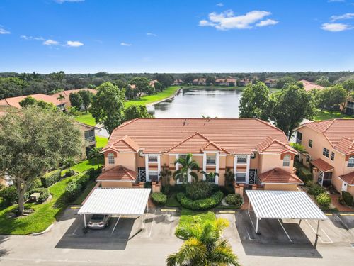 202-9553 Shadybrook Dr, Boynton Beach, FL, 33437-3898 | Card Image