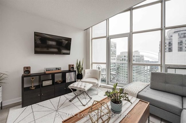 LPH14 - 36 Blue Jays Way, Condo with 2 bedrooms, 2 bathrooms and null parking in Toronto ON | Image 13