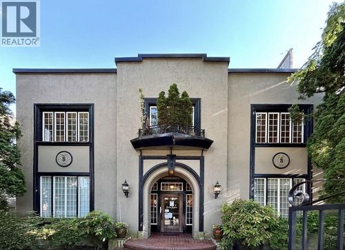 1546 W 12th Ave, Vancouver, BC, V6J2E1 | Card Image