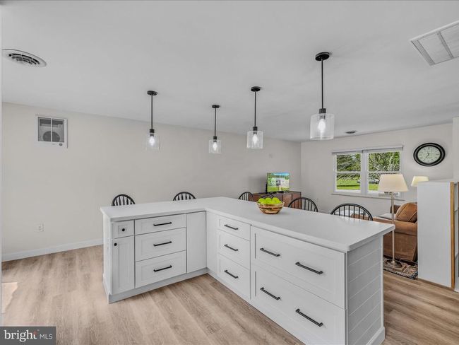 106 Mason Farm Dr, House other with 4 bedrooms, 3 bathrooms and null parking in KEARNEYSVILLE WV | Image 8