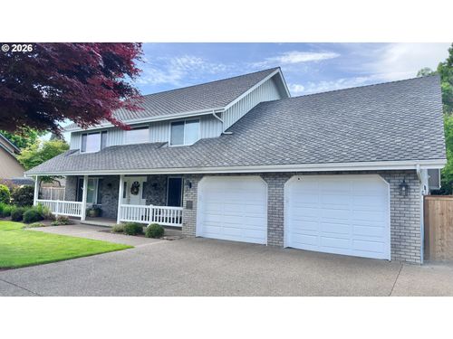 1364 Victorian Way, Eugene, OR, 97401-7019 | Card Image