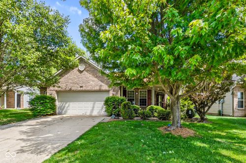 7917 Hosta Dr, Camby, IN, 46113-7741 | Card Image