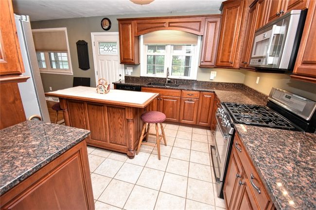 3940 Park Ave, House other with 4 bedrooms, 2 bathrooms and 4 parking in Prosperity PA | Image 15
