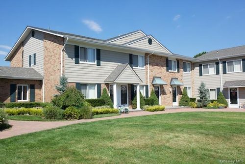 38-38 Twighlight Walk, Islip, NY, 11741 | Card Image