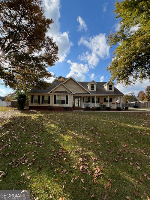 160 Crystal Ridge Cir, Byron, GA, 31008-3645 | Card Image