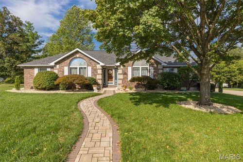 829 Cimarron Cir, Farmington, MO, 63640-2157 | Card Image